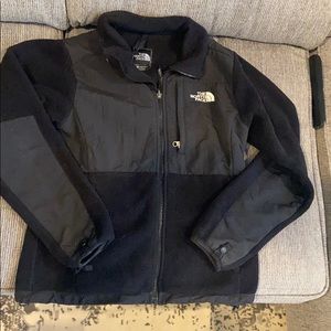 Black denali north face fleece jacket